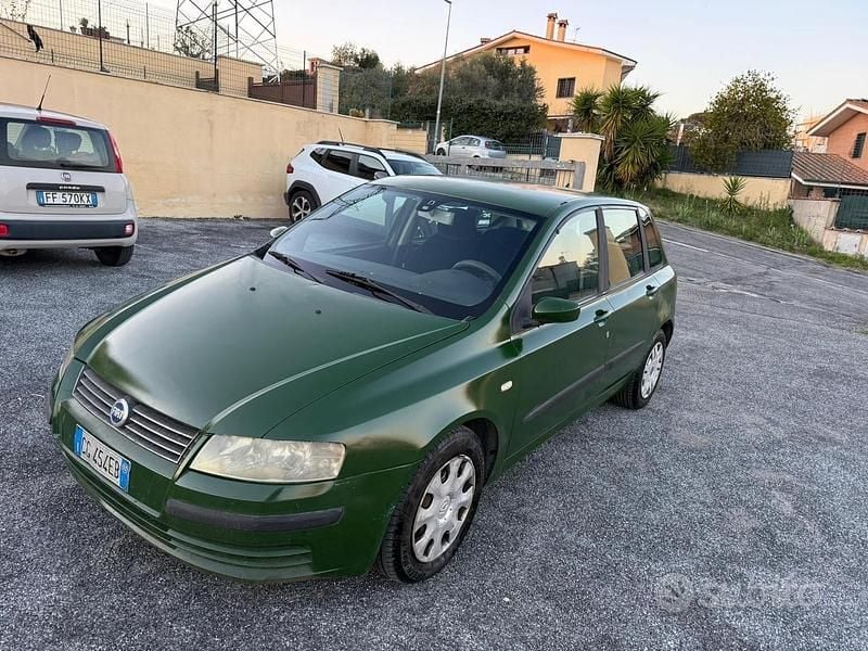 Usata Fiat Stilo Active 140 CV (102 kW) 2004 Verde Berlina
