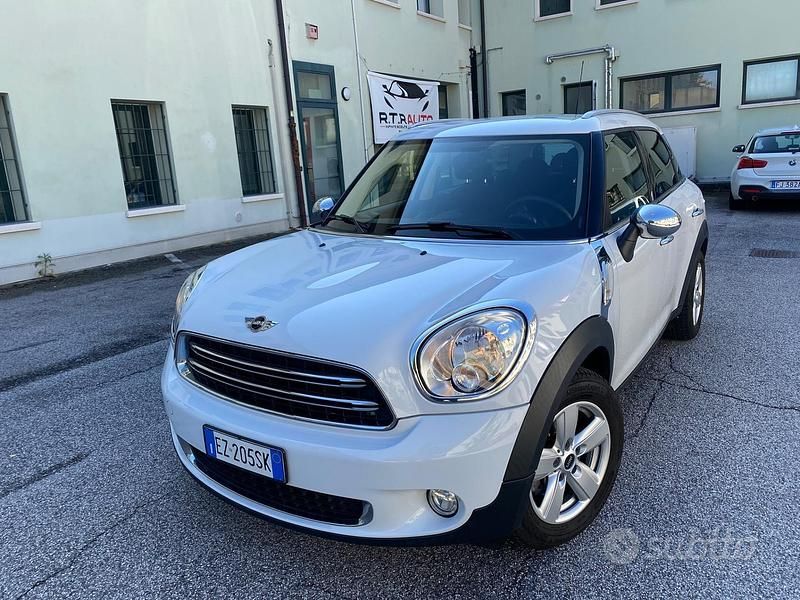 Usata Mini One D Countryman Business 90 CV (66 kW) 2015 Bianco SUV