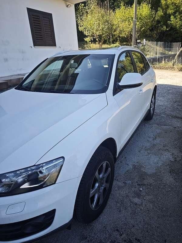 Usata Audi Q5 Advanced 170 CV (125 kW) 2011 Bianco SUV