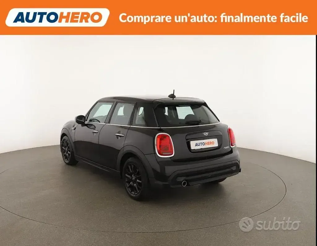 Usata Mini Cooper Essential 136 CV (100 kW) 2021 Nero Utilitaria