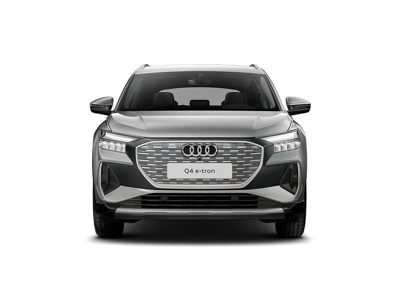 Käytetty Audi Q4 e-tron S-Line 150 kW (204 HP) 2023 Harmaa Katumaasturi