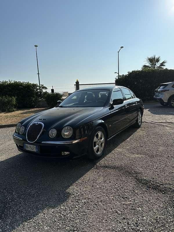 Usata 2000 Jaguar S-Type Executive Tre volumi | 4690 € (Ottimo prezzo) - Immagine 1/4
