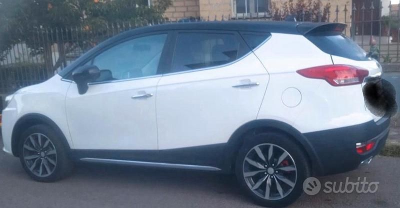 Usata EVO Evo 4 114 CV (83 kW) 2022 Bianco SUV