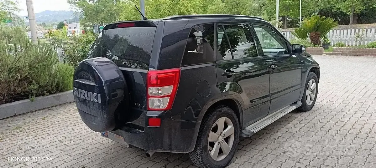 Usata Suzuki Vitara 130 CV (95 kW) 2009 Nero Berlina