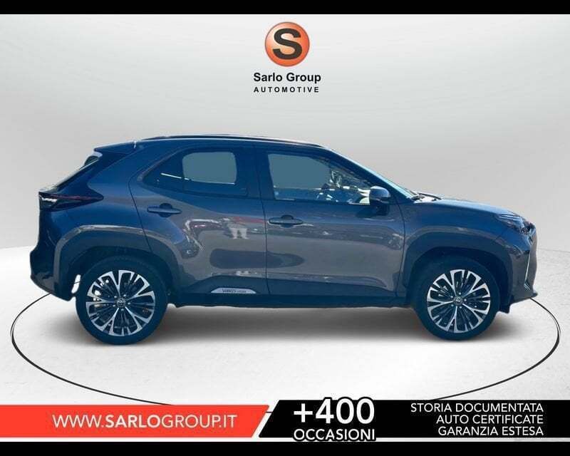 Usata Toyota Yaris Cross Lounge 116 CV (85 kW) 2023 Grigio SUV
