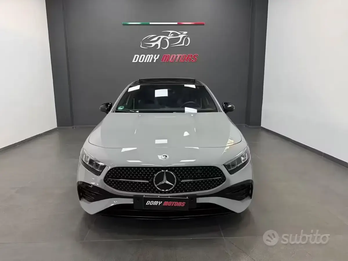 Usata Mercedes A200 AMG line 150 CV (110 kW) 2025 Grigio Berlina