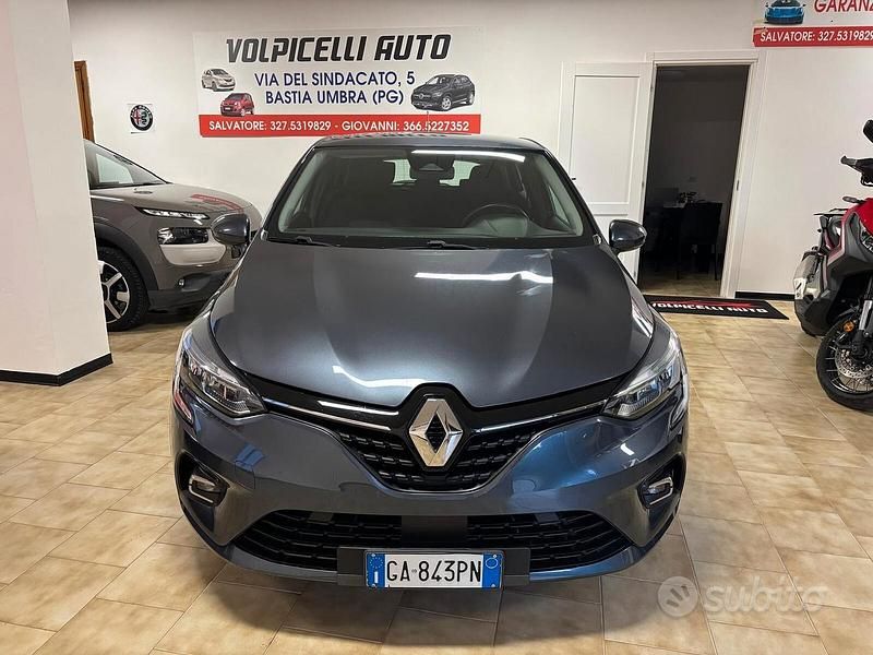 Usata Renault Clio V 100 CV (73 kW) 2020 Grigio Berlina