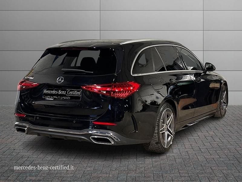 Usata Mercedes 200 Premium Plus 163 CV (119 kW) 2024 Nero Station wagon