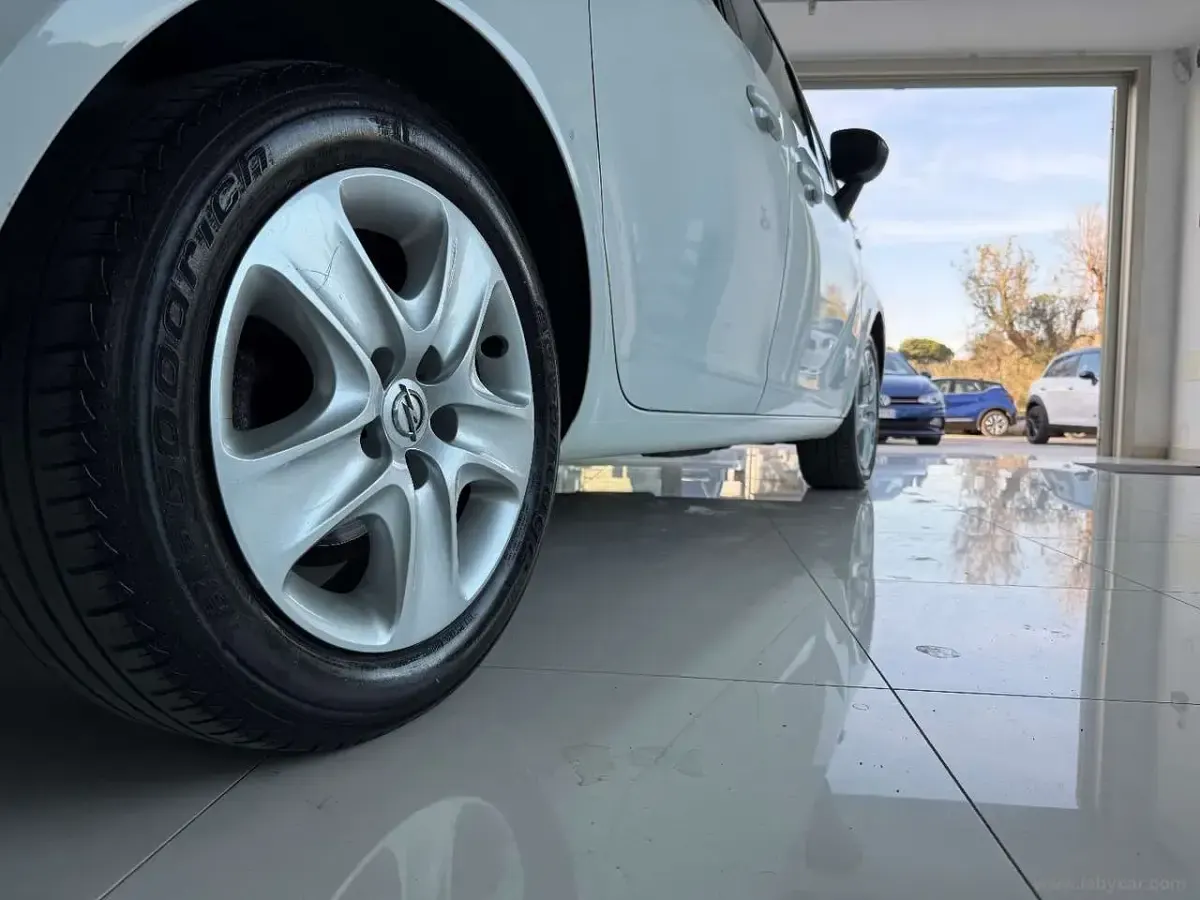 Usata Opel Meriva 120 CV (88 kW) 2015 Bianco Monovolume