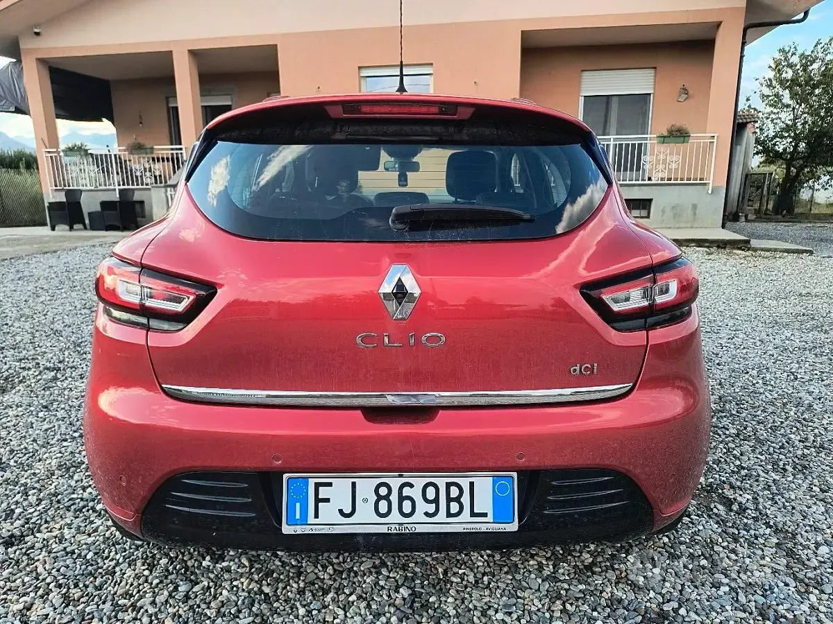 Usata Renault Clio 90 CV (66 kW) 2017 Rosso Utilitaria