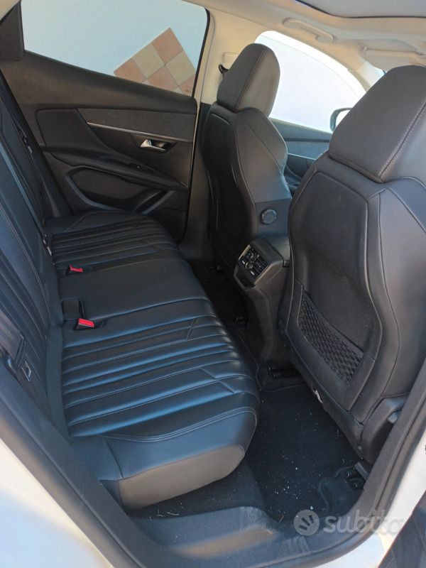 Usata Peugeot 3008 120 CV (88 kW) 2017 Bianco Berlina