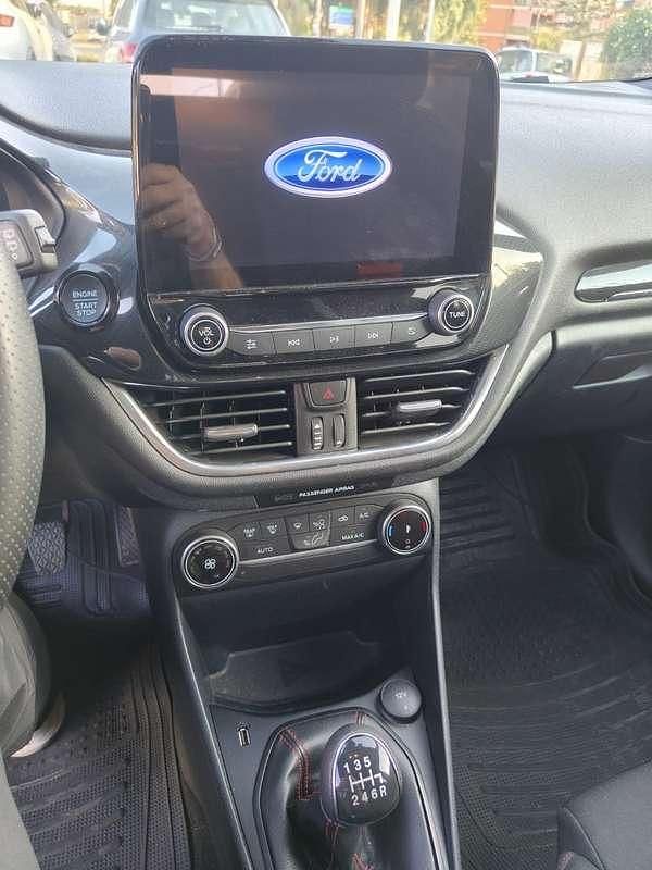 Usado Ford Fiesta ST-Line 125 HP (91 kW) 2022 Sedan