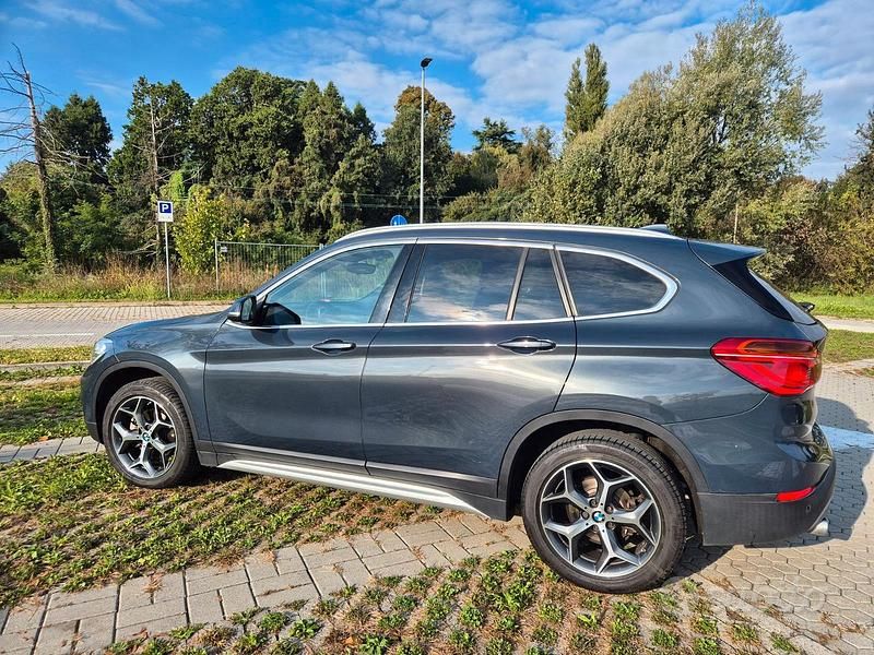 Grigio Usata 2017 BMW X1 xLine SUV | 17.000 € (Buon prezzo) - Immagine 1/4