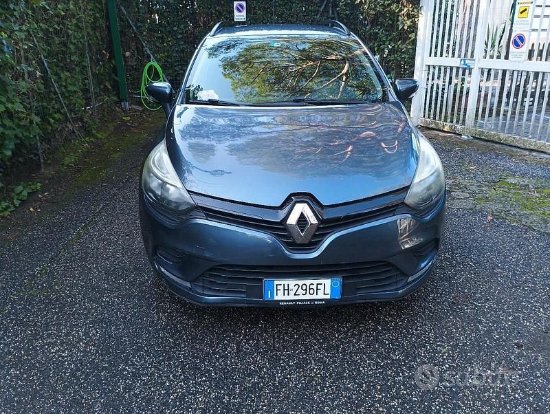 Usata Renault Clio GrandTour 75 CV (55 kW) 2017 Blu Station wagon