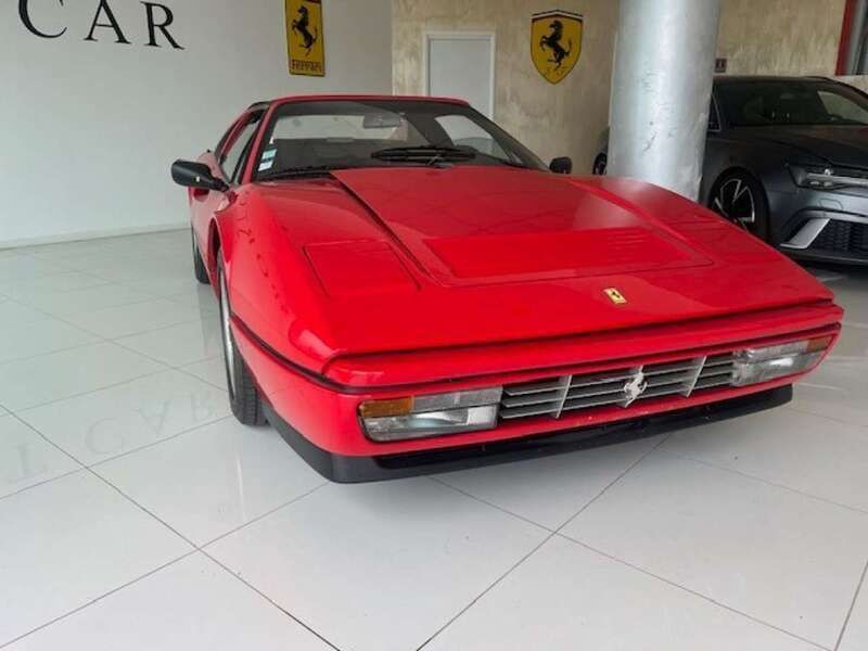 Usata Ferrari 328 271 CV (199 kW) 1989 Rosso Cabrio