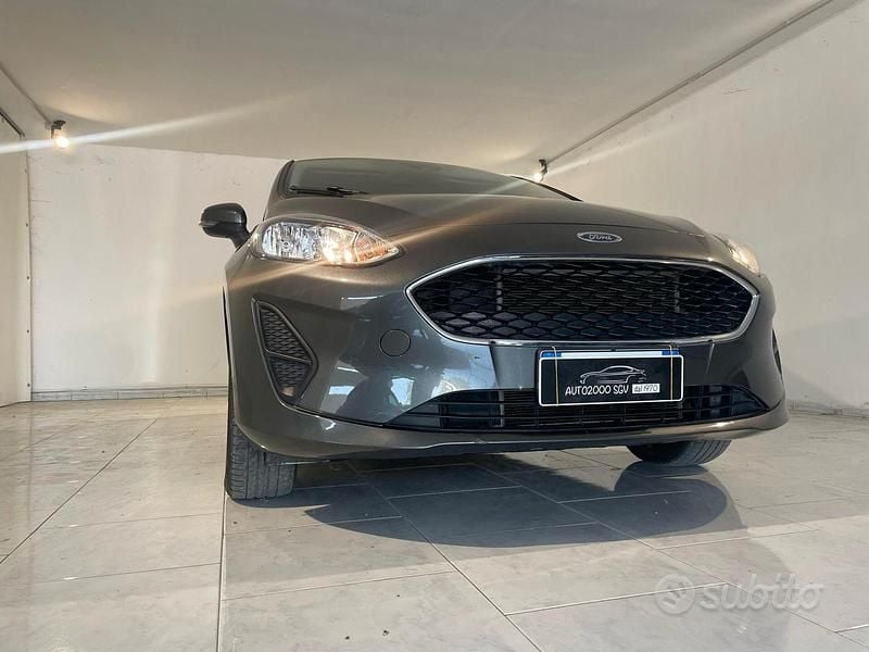Usata Ford Fiesta Titanium 75 CV (55 kW) 2019 Grigio Utilitaria