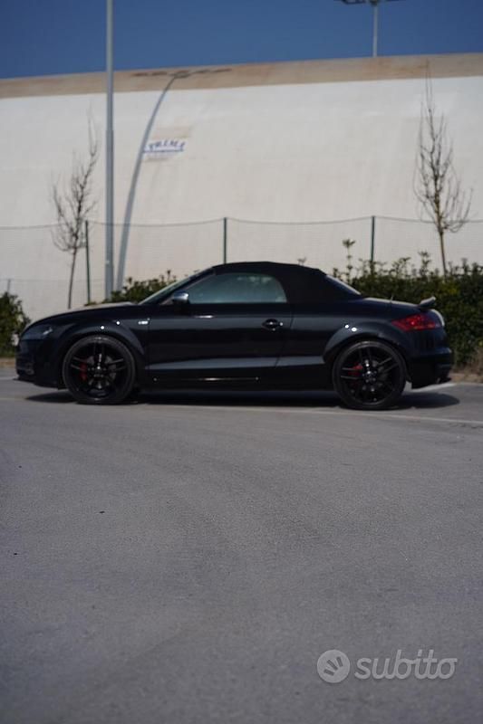 Usata Audi TT Roadster S-Line 170 CV (125 kW) 2012 Nero Cabrio