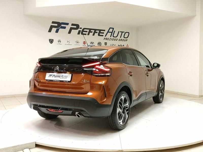 Usata Citroën C4 Shine 131 CV (96 kW) 2020 Arancione Berlina