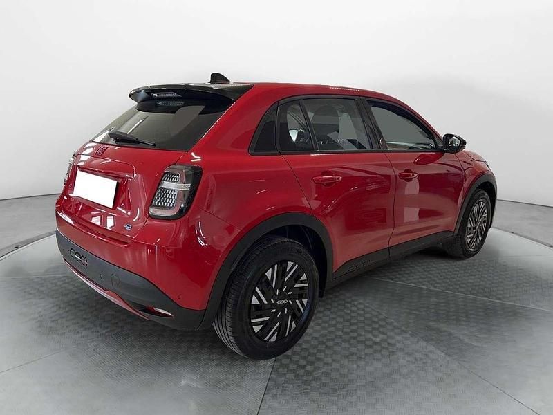 Usata Fiat 600E Red 61 kW (84 CV) 2023 Rosso SUV