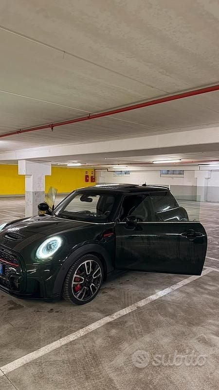 Usata Mini John Cooper Works 231 CV (169 kW) 2023 Verde Utilitaria