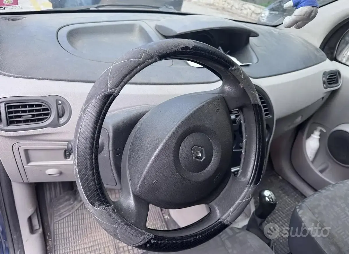 Usata Renault Modus 82 CV (60 kW) 2004 Bluazzurro Monovolume