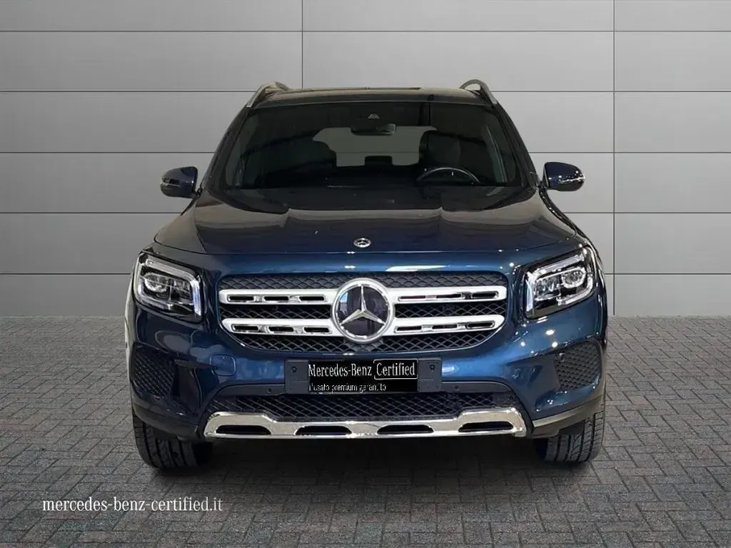 Usata Mercedes GLB200 150 CV (110 kW) 2024 Blu denim SUV