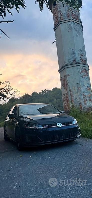 Usata VW Golf VII GTI 230 CV (169 kW) 2017 Nero Berlina