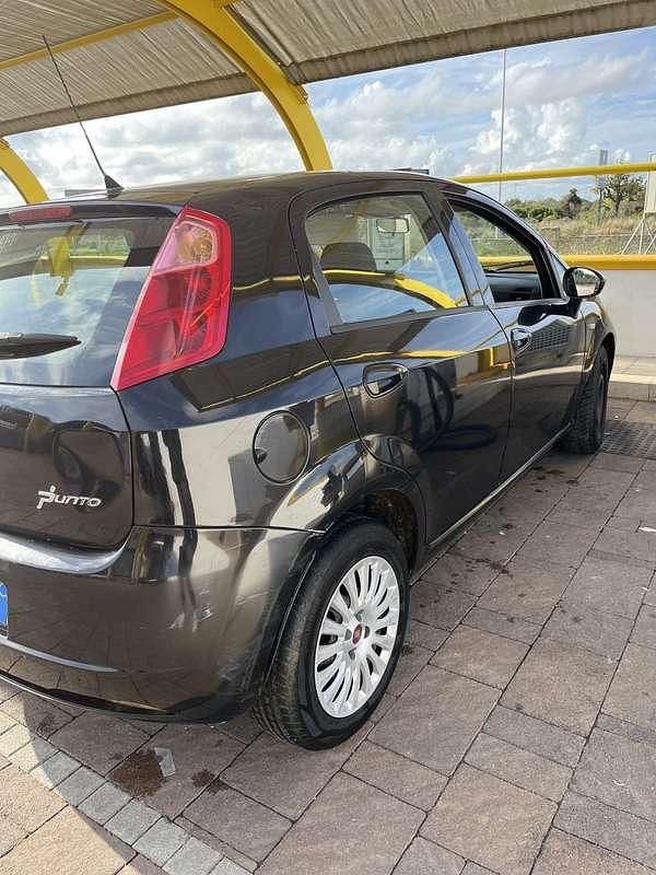 Usata Fiat Grande Punto Active 77 CV (56 kW) 2020 Utilitaria