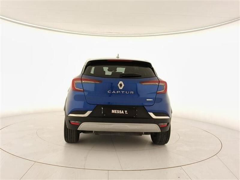 Usata Renault Captur Intens 160 CV (117 kW) 2020 Blu scuro SUV