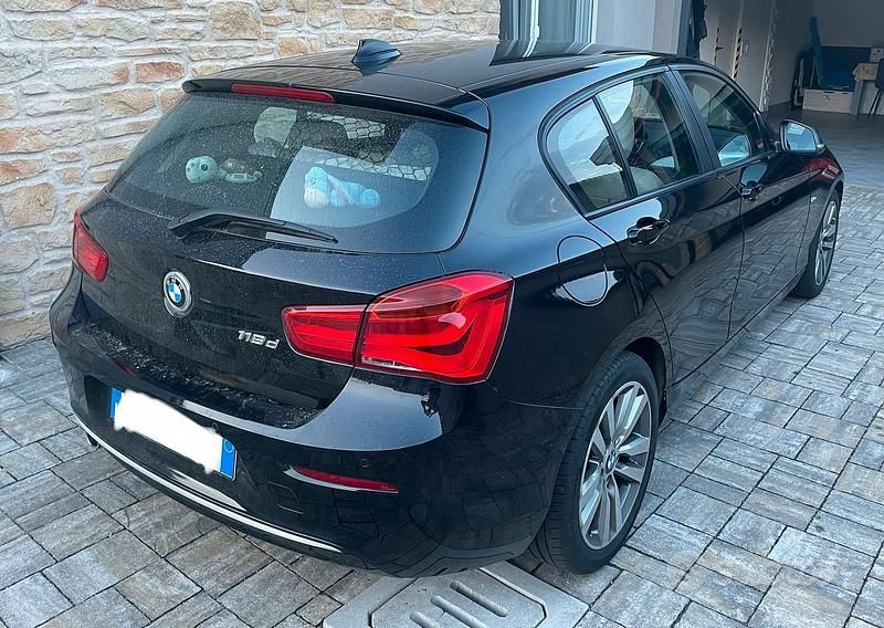 Usata BMW 116 Efficient Dynamics 2016 Nero Utilitaria