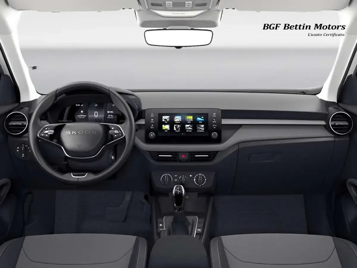Nuova Skoda Fabia 116 CV (85 kW) 2026 Bianco luna metallizzato nero Utilitaria