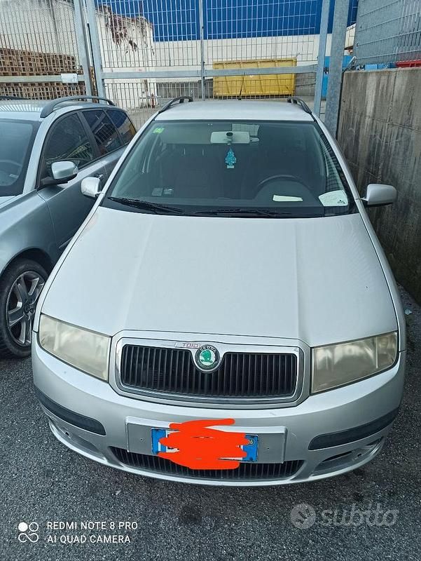 Grigio Usata 2006 Skoda Fabia Station wagon | 1200 € (Buon prezzo) - Immagine 1/4