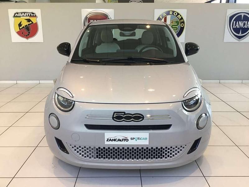 Nuova Fiat 500 Comfort 65 CV (47 kW) 2026 Blu/azzurro Utilitaria