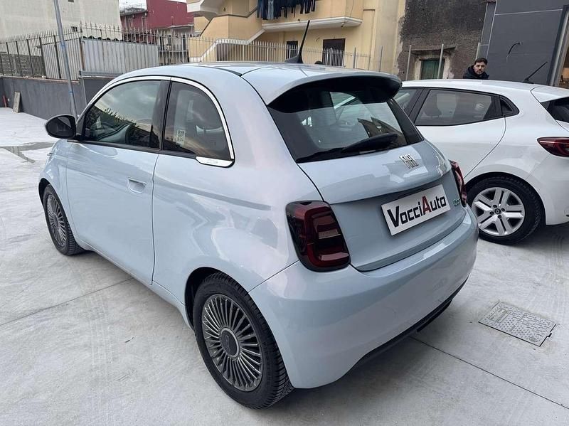 Usata Fiat 500e La Prima 42 kW (58 CV) 2020 Other Utilitaria