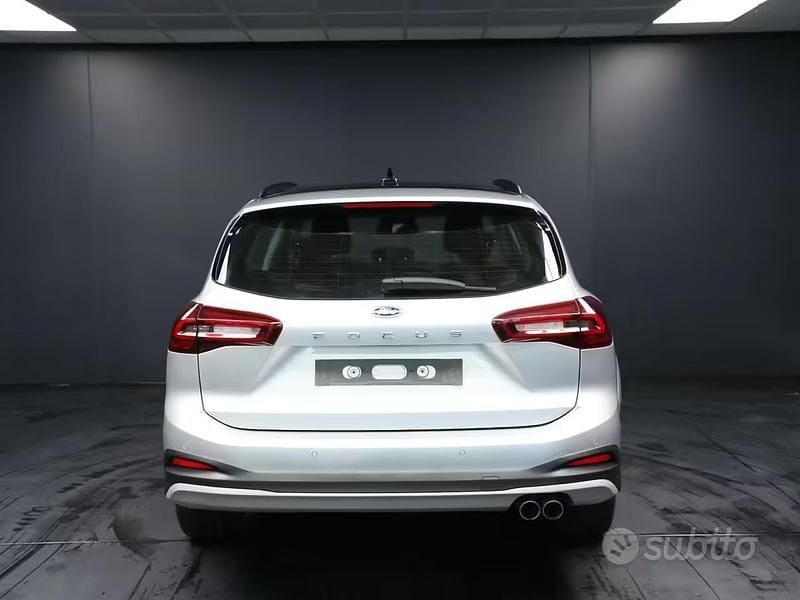 Usata Ford Focus Active 116 CV (85 kW) 2023 Grigio Station wagon