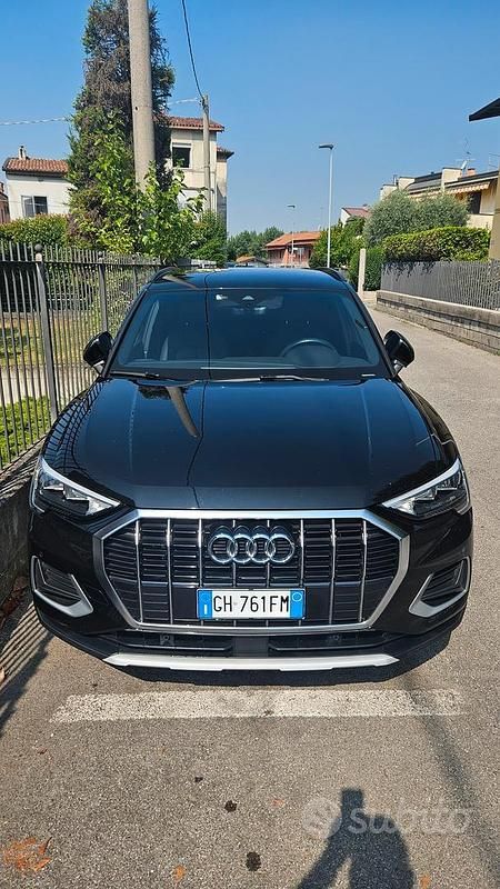 Nero Usata 2021 Audi Q3 Business SUV | 26.500 € (Buon prezzo) - Immagine 1/4