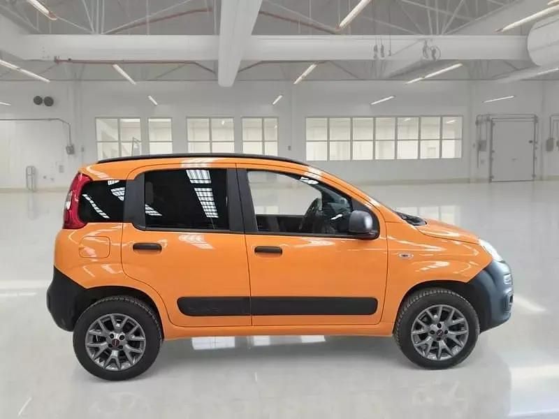 Usata Fiat Panda 4x4 Pop 80 CV (58 kW) 2017 Utilitaria
