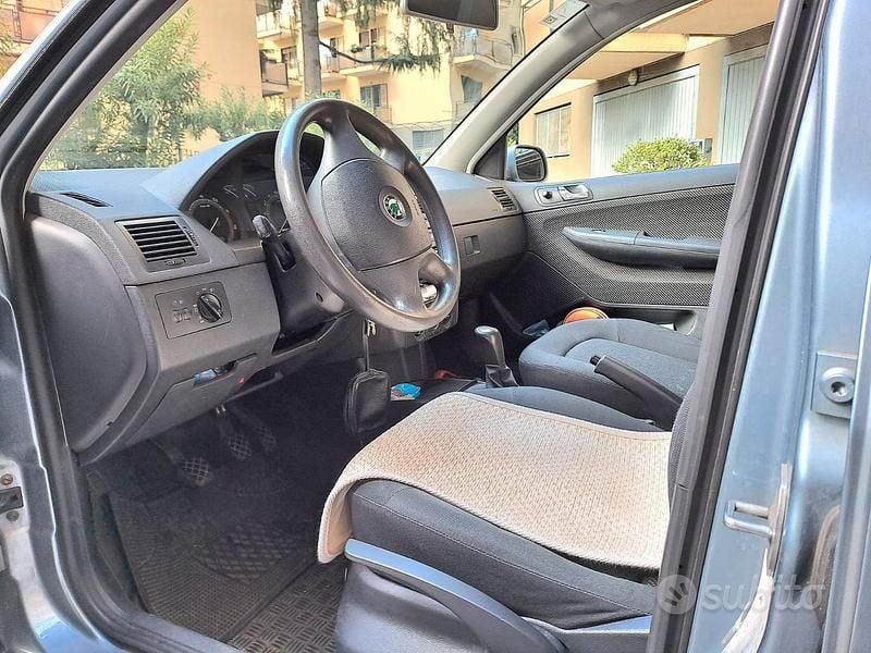 Usata Skoda Fabia 75 CV (55 kW) 2006 Utilitaria