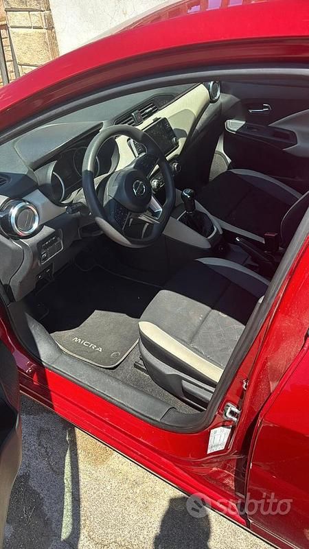 Usata Nissan Micra 71 CV (52 kW) 2019 Rosso Utilitaria