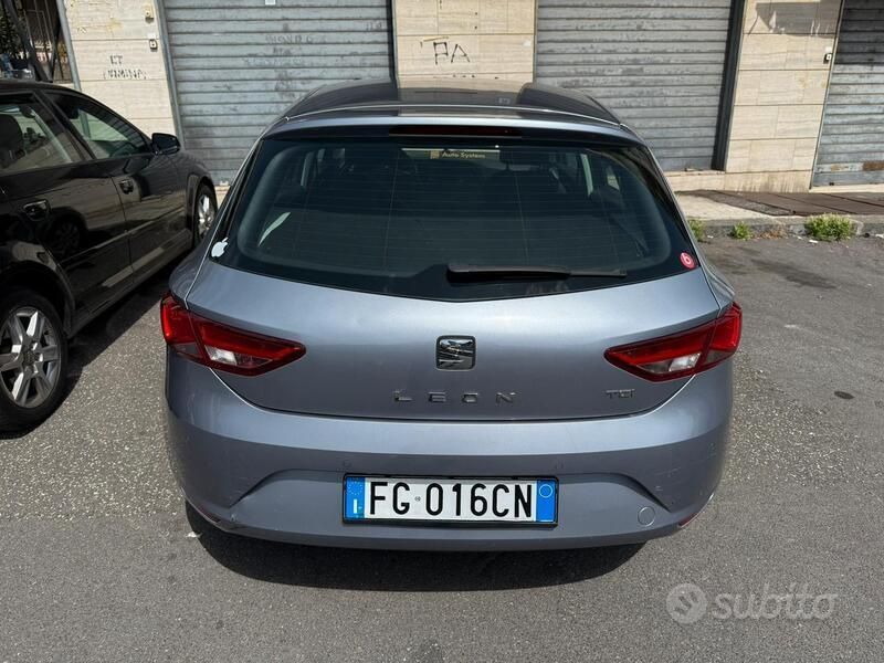 Usata Seat Leon Style 110 CV (80 kW) 2016 Grigio Berlina