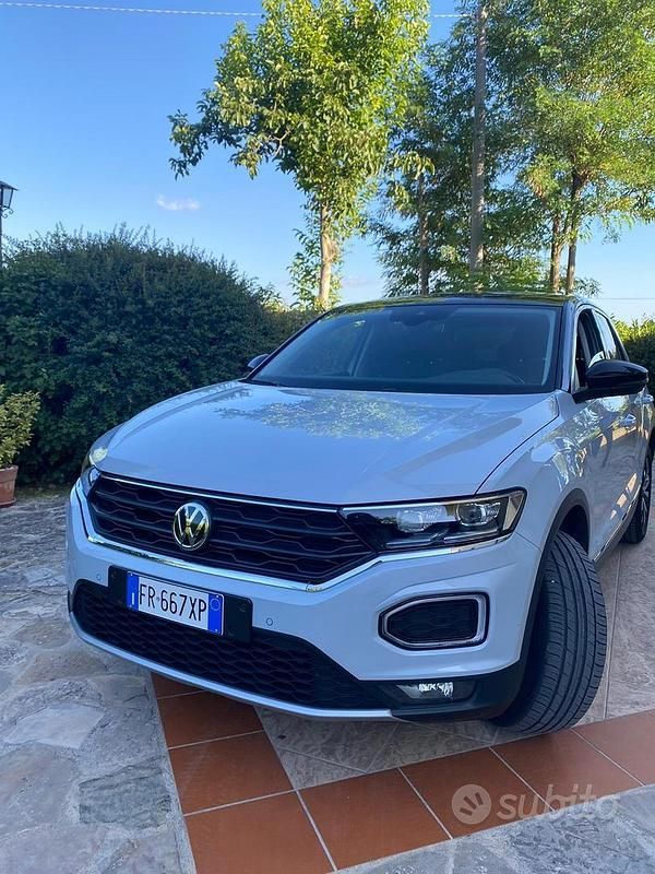 Usata VW T-Roc 115 CV (84 kW) 2018 Bianco SUV