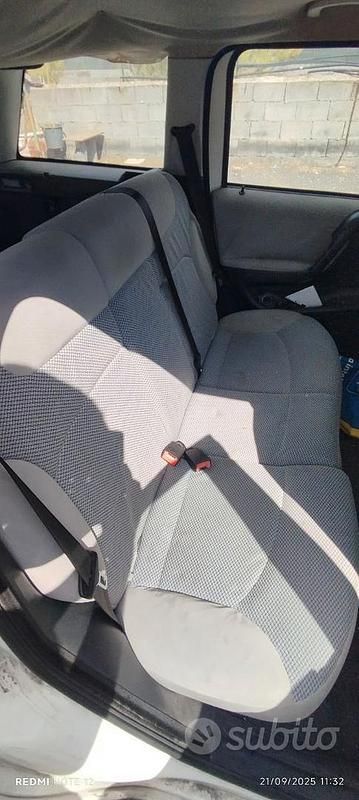 Usata Fiat Stilo 120 CV (88 kW) 2006 Bianco Berlina