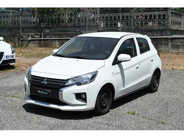Bianco(met.) Usata 2022 Mitsubishi Space Star Tre volumi | 11.900 € (Buon prezzo) - Immagine 1/4