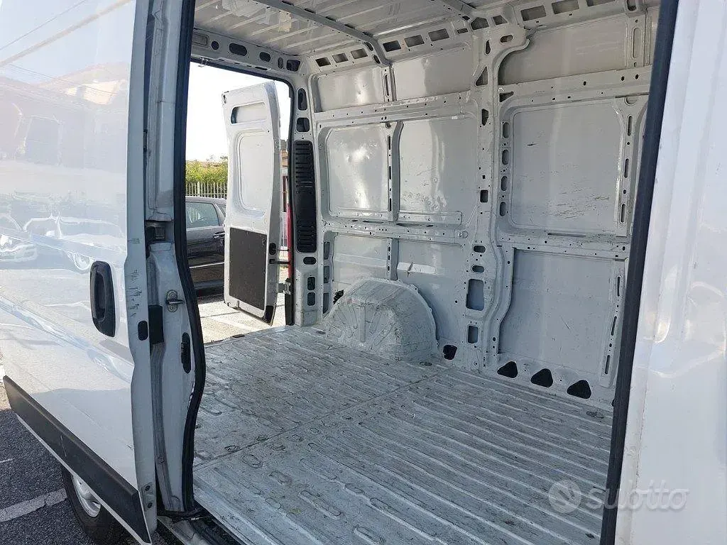 Usata Fiat Ducato 140 CV (102 kW) 2023 Bianco Furgone
