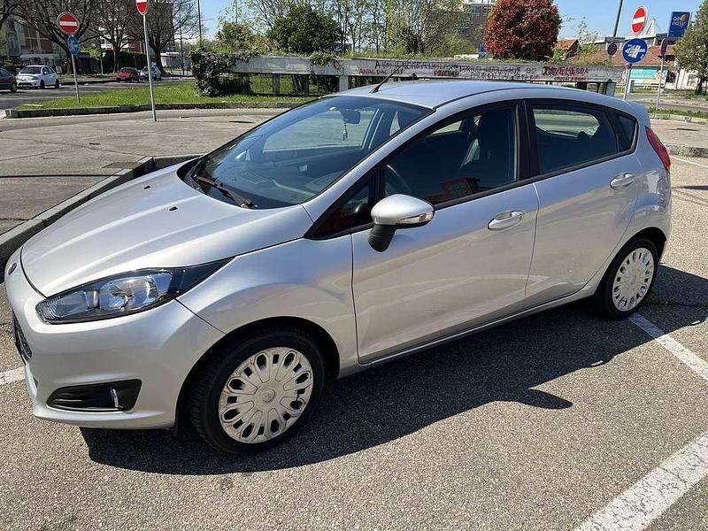 Usata Ford Fiesta 97 CV (71 kW) 2016 Berlina