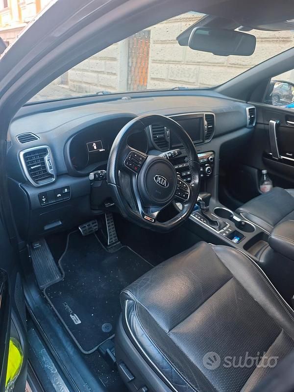 Usata Kia Sportage 185 CV (136 kW) 2016 Nero SUV