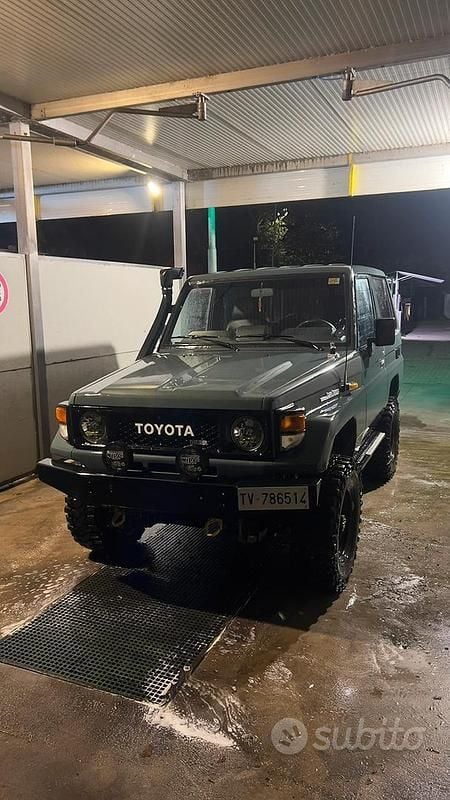 Usata Toyota Land Cruiser 90 CV (66 kW) 1985 SUV