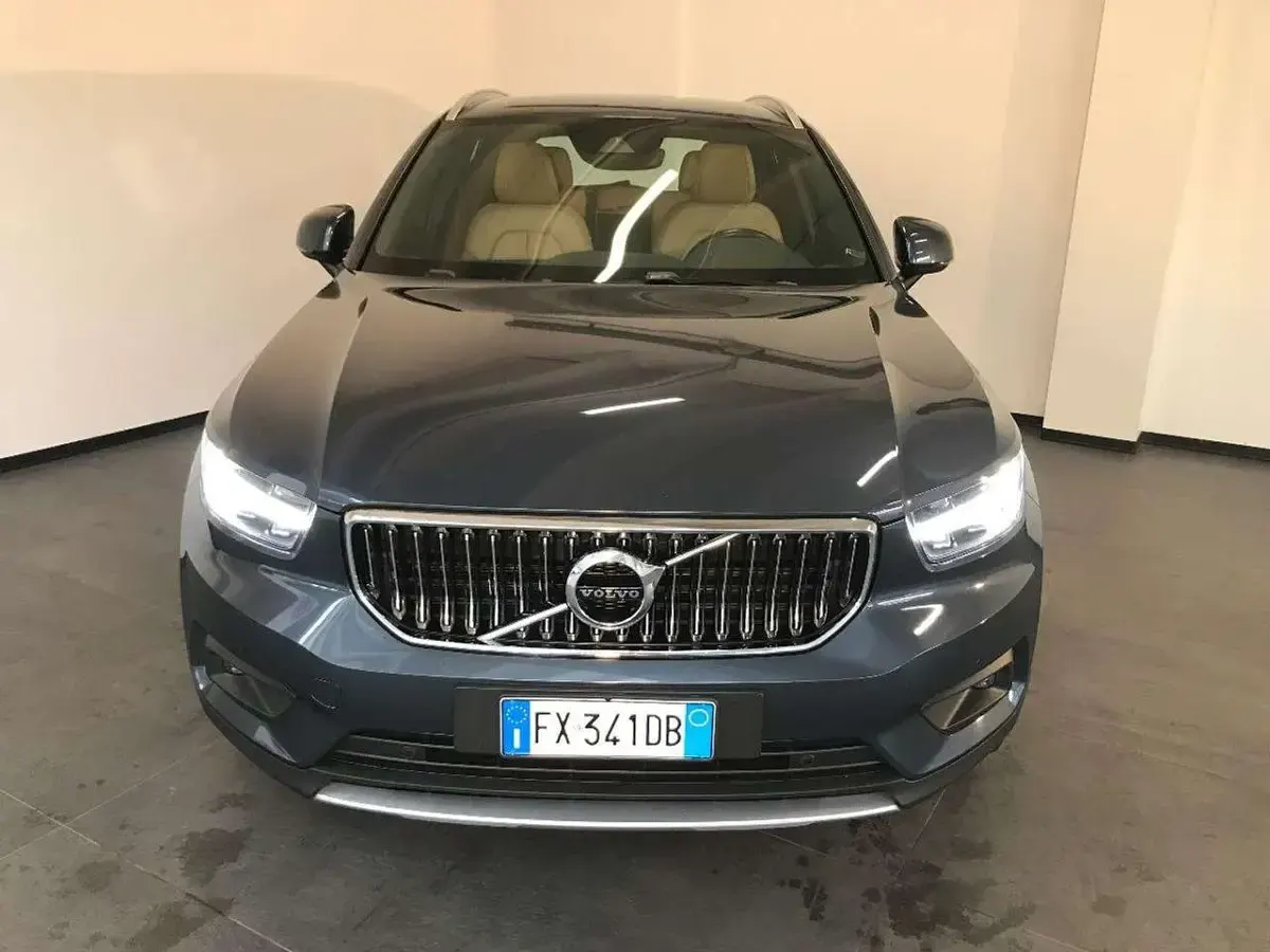 Gebraucht Volvo XC40 Inscription 150 PS (110 kW) 2019 Blau SUV