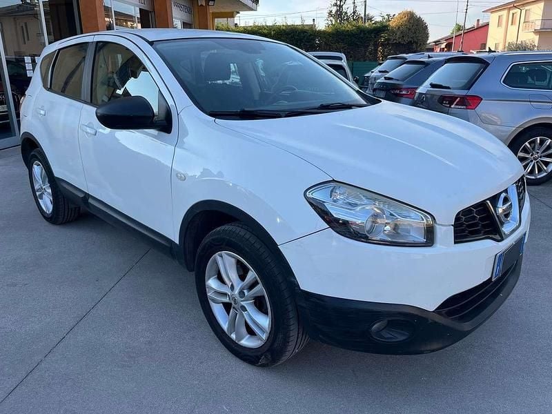 Usata Nissan Qashqai N-TEC 110 CV (80 kW) 2011 Bianco SUV