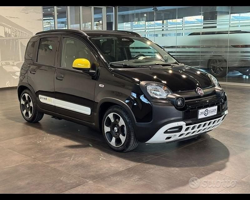 Nero Usata 2025 Fiat Panda Cross Cross Due volumi | 13.490 € (Buon prezzo) - Immagine 1/4
